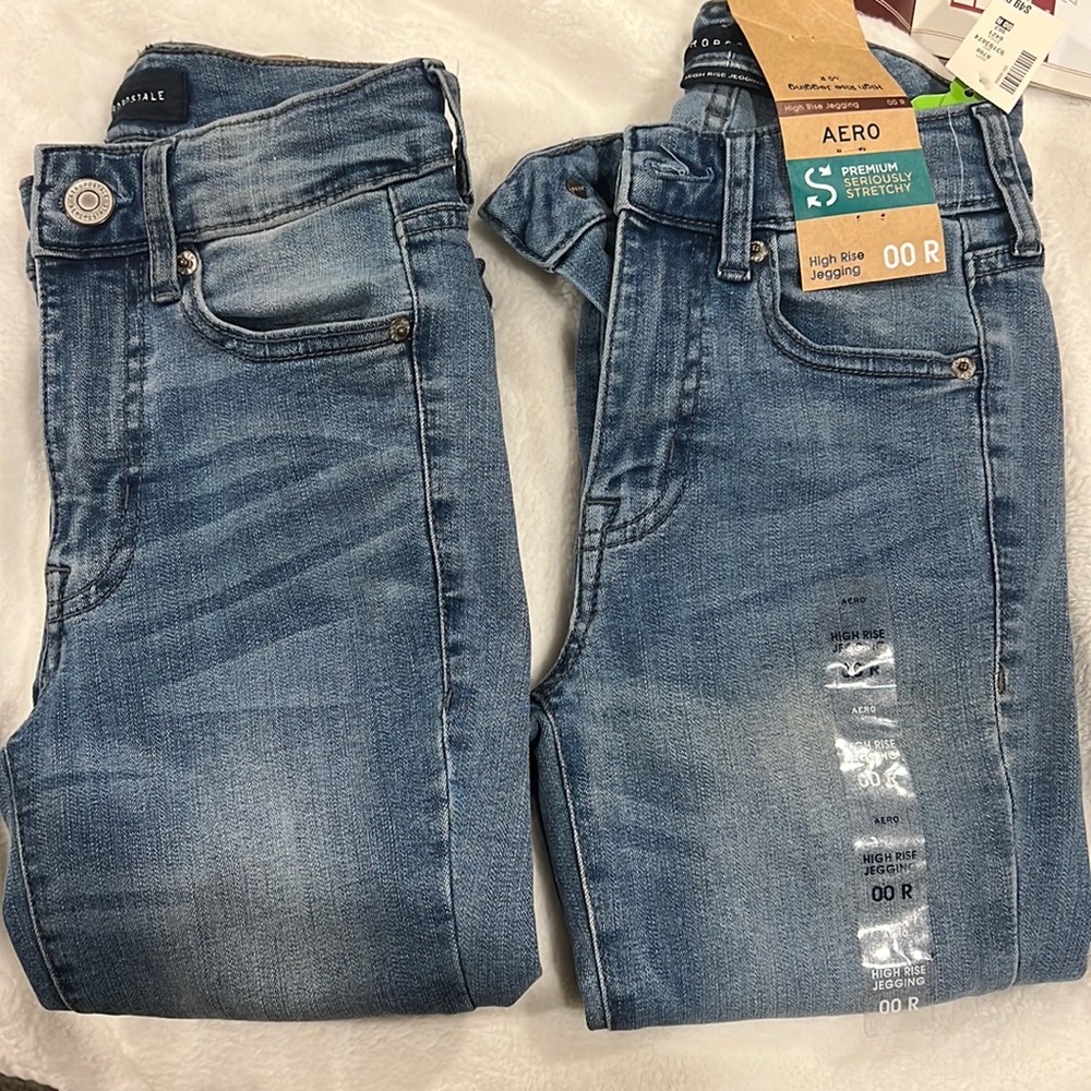 2 jeans Aeropostale bundle